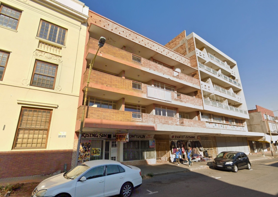6 Bedroom Property for Sale in Krugersdorp Gauteng