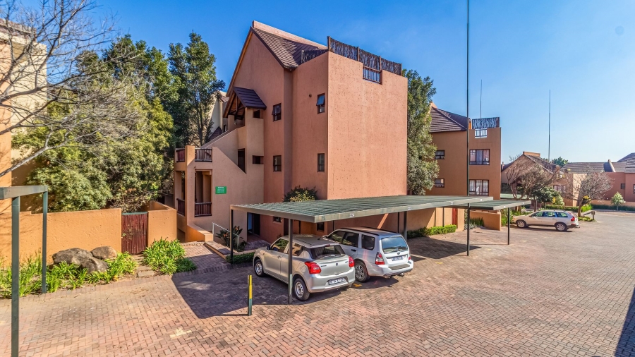 To Let 1 Bedroom Property for Rent in Douglasdale Gauteng