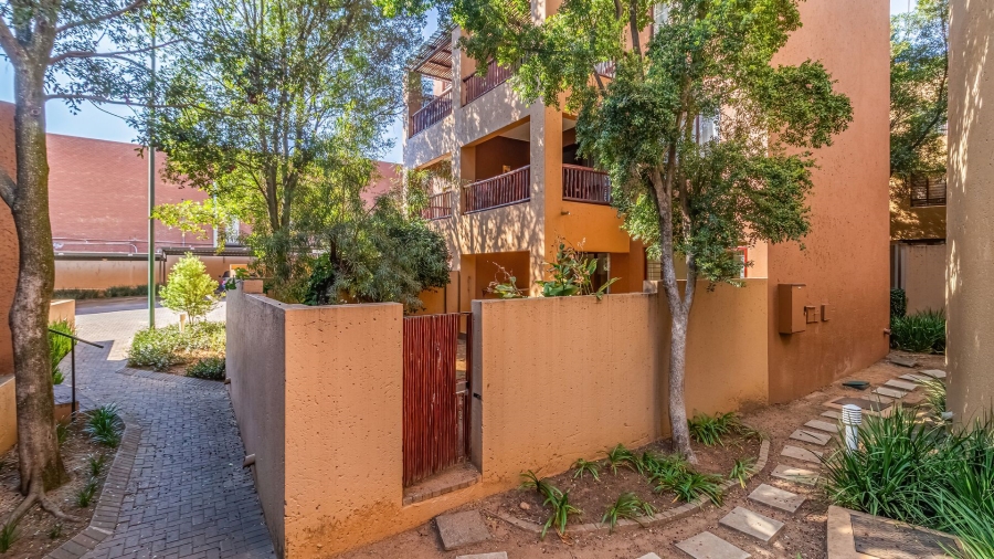 To Let 1 Bedroom Property for Rent in Douglasdale Gauteng