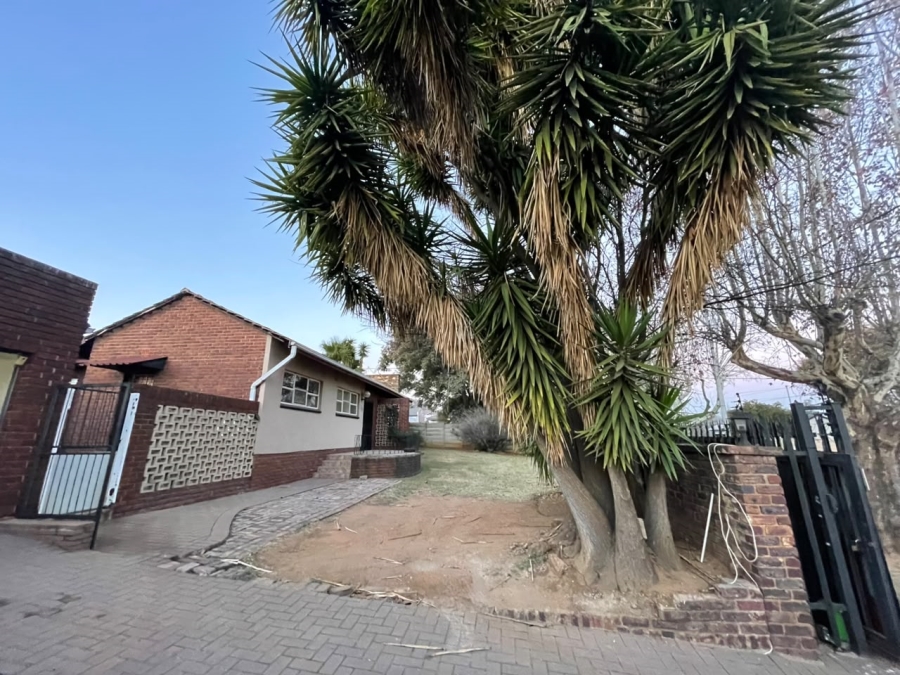 To Let 3 Bedroom Property for Rent in Hazelpark Gauteng