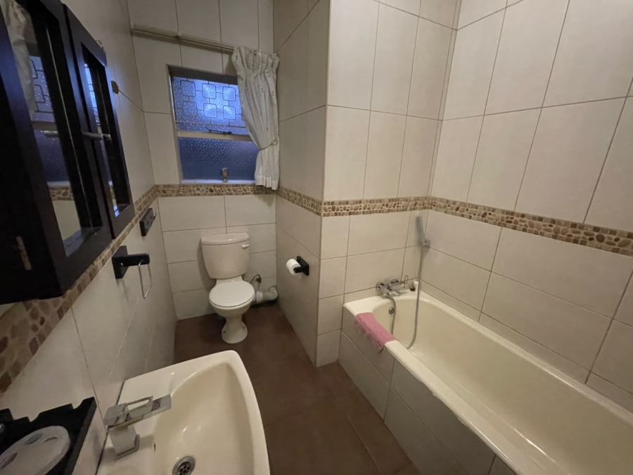 To Let 3 Bedroom Property for Rent in Hazelpark Gauteng