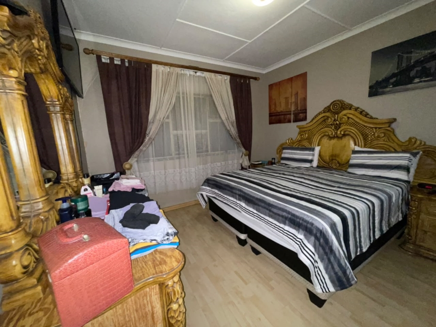 To Let 3 Bedroom Property for Rent in Hazelpark Gauteng