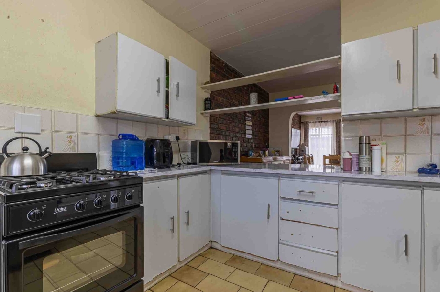 2 Bedroom Property for Sale in Beyers Park Gauteng