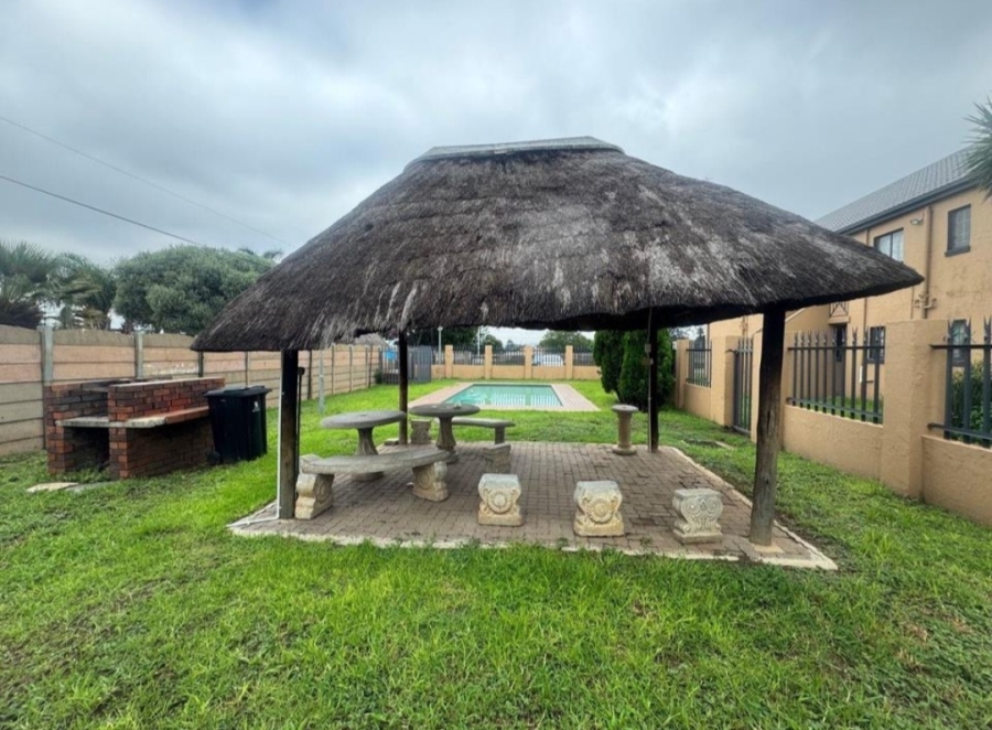 To Let 2 Bedroom Property for Rent in Union Gauteng