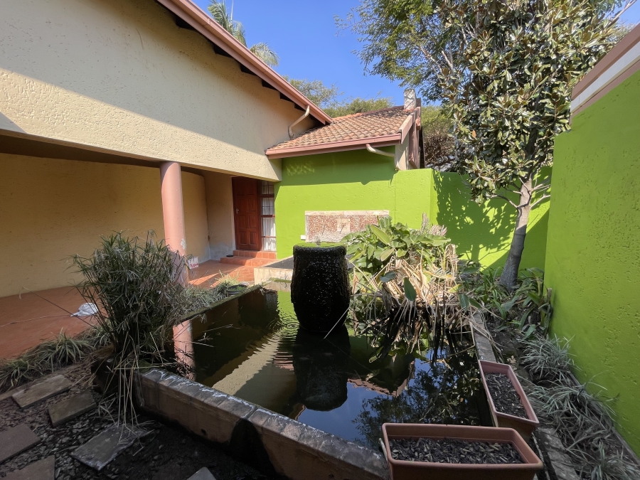 10 Bedroom Property for Sale in Montana Gauteng
