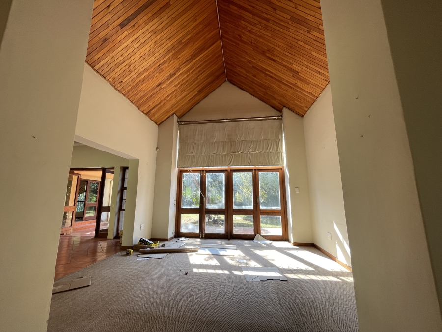 10 Bedroom Property for Sale in Montana Gauteng