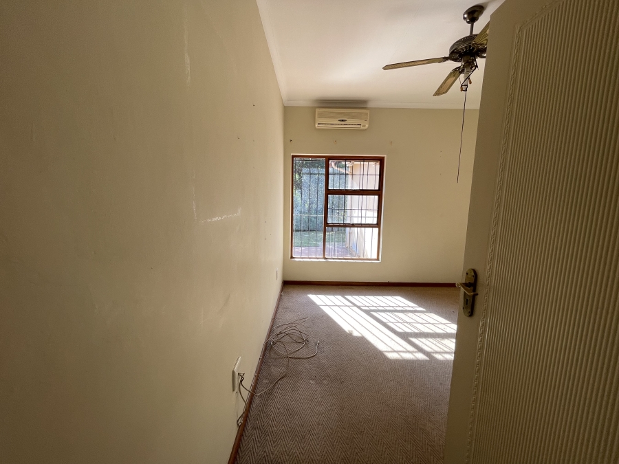 10 Bedroom Property for Sale in Montana Gauteng