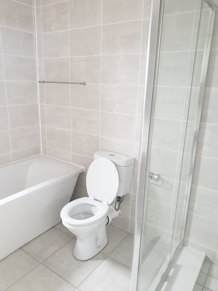 1 Bedroom Property for Sale in Linbro Park Gauteng