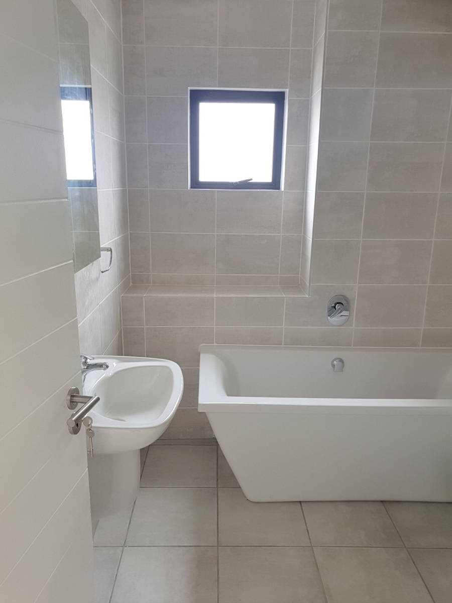 1 Bedroom Property for Sale in Linbro Park Gauteng