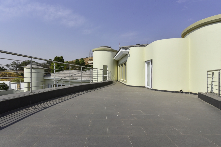 4 Bedroom Property for Sale in Bedfordview Gauteng