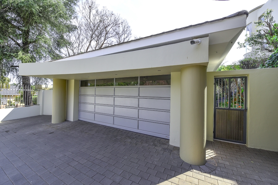 4 Bedroom Property for Sale in Bedfordview Gauteng