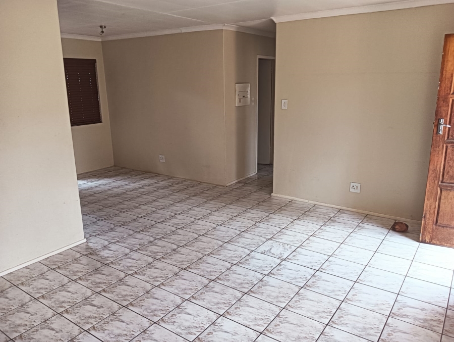 2 Bedroom Property for Sale in Weavind Park Gauteng