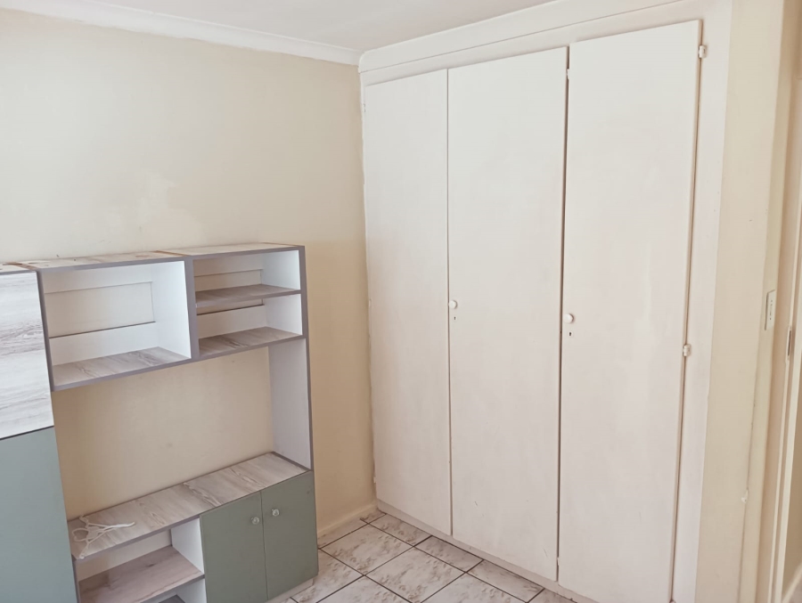 2 Bedroom Property for Sale in Weavind Park Gauteng