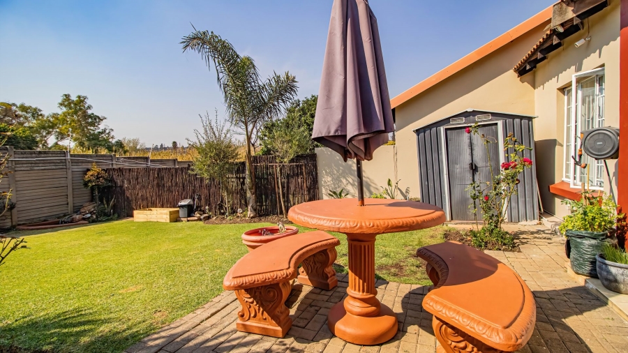 2 Bedroom Property for Sale in Illiondale Gauteng