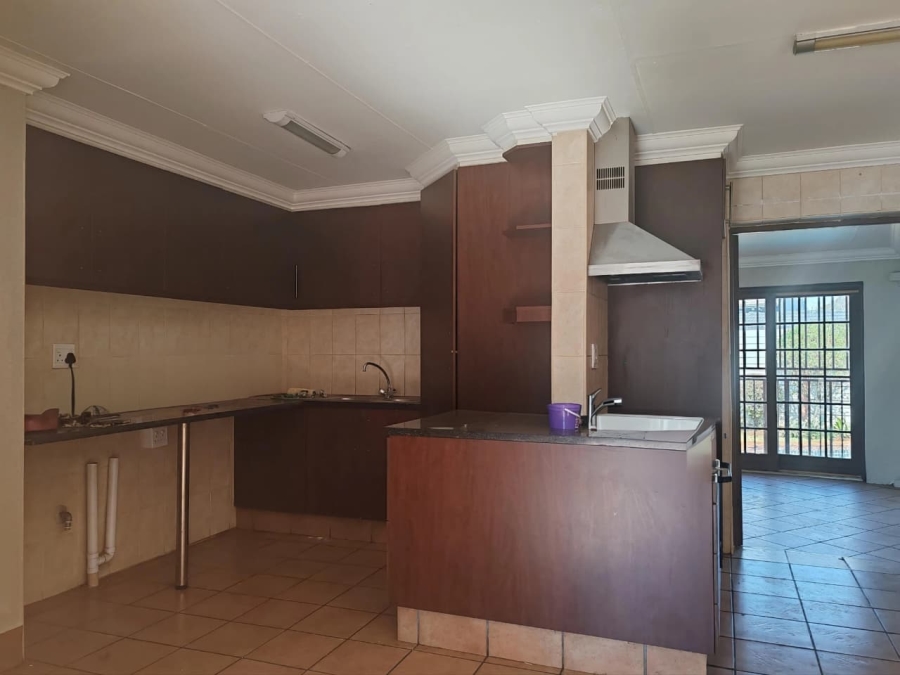 3 Bedroom Property for Sale in Pollak Park Gauteng