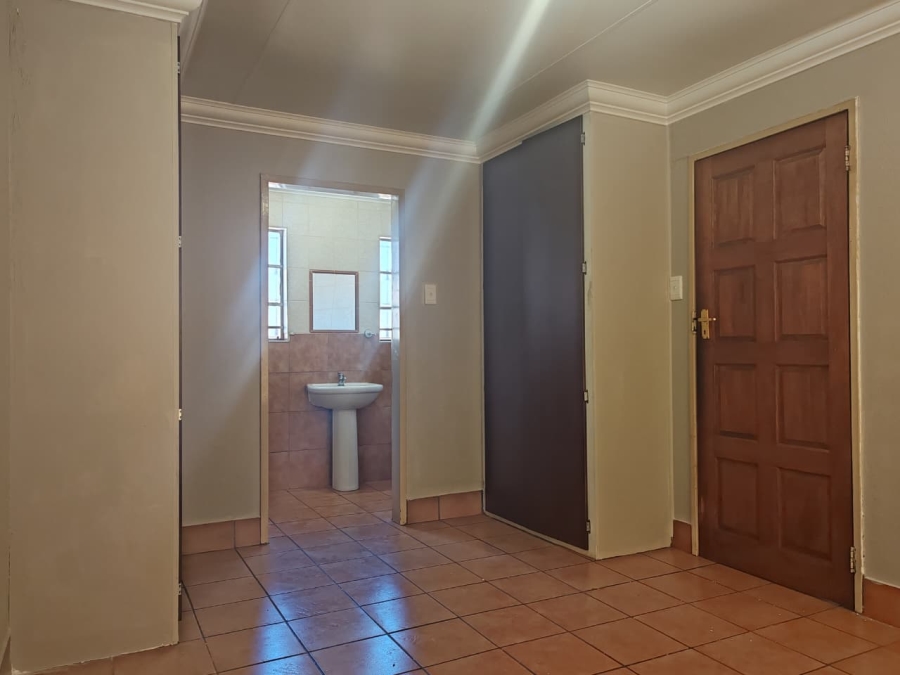 3 Bedroom Property for Sale in Pollak Park Gauteng