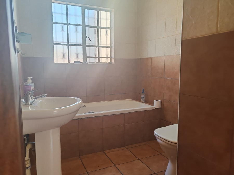 3 Bedroom Property for Sale in Pollak Park Gauteng