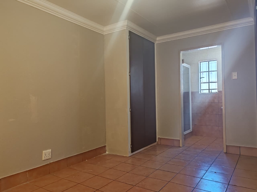 3 Bedroom Property for Sale in Pollak Park Gauteng