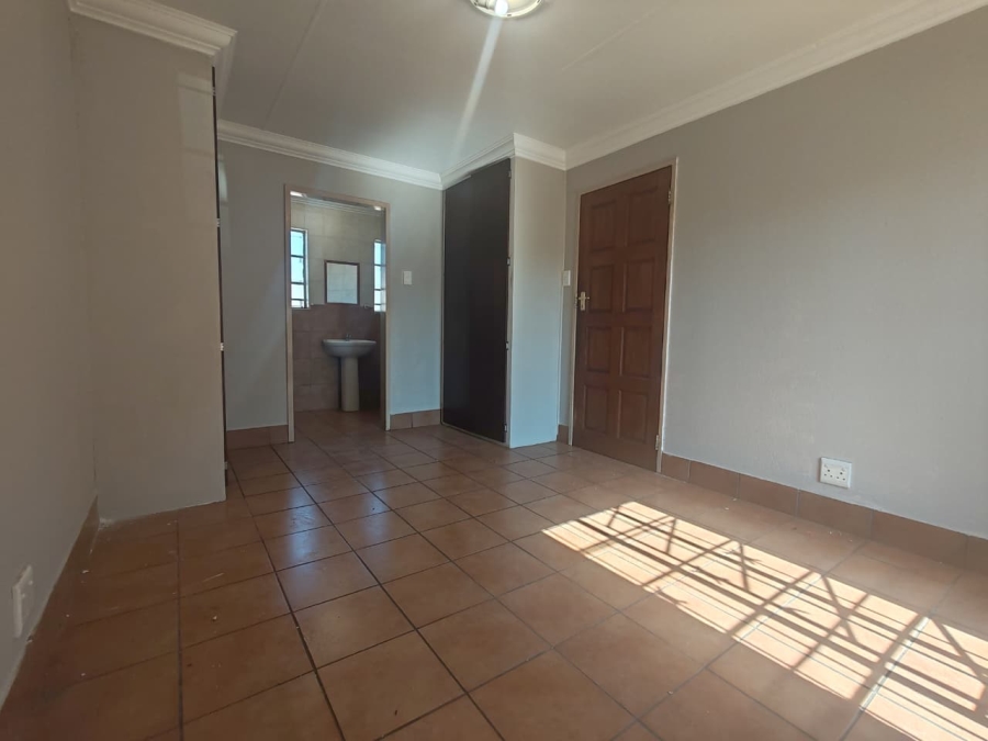 3 Bedroom Property for Sale in Pollak Park Gauteng