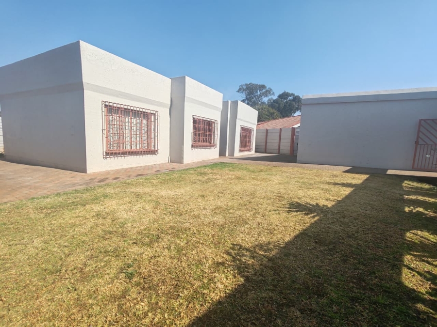3 Bedroom Property for Sale in Pollak Park Gauteng