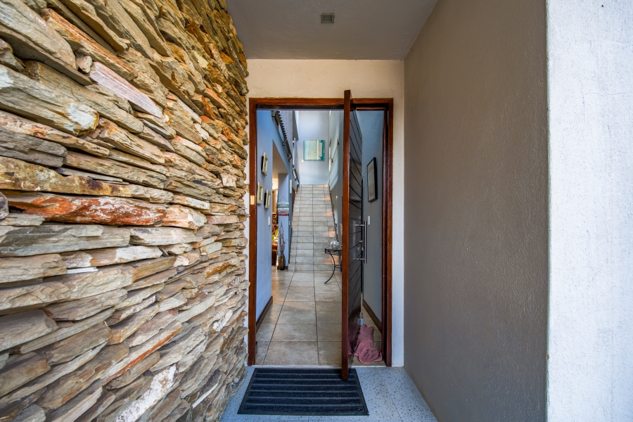 4 Bedroom Property for Sale in Willow Acres Gauteng
