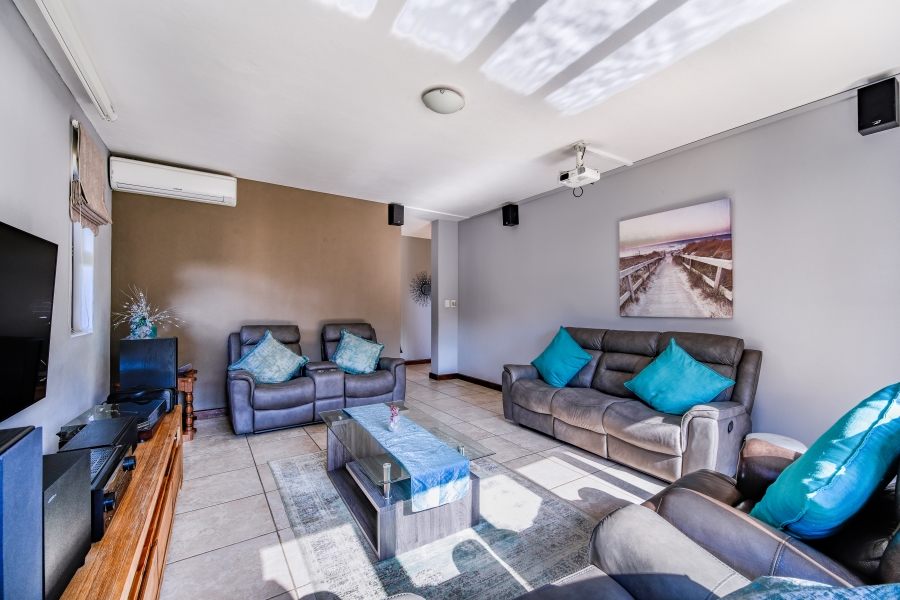 4 Bedroom Property for Sale in Willow Acres Gauteng