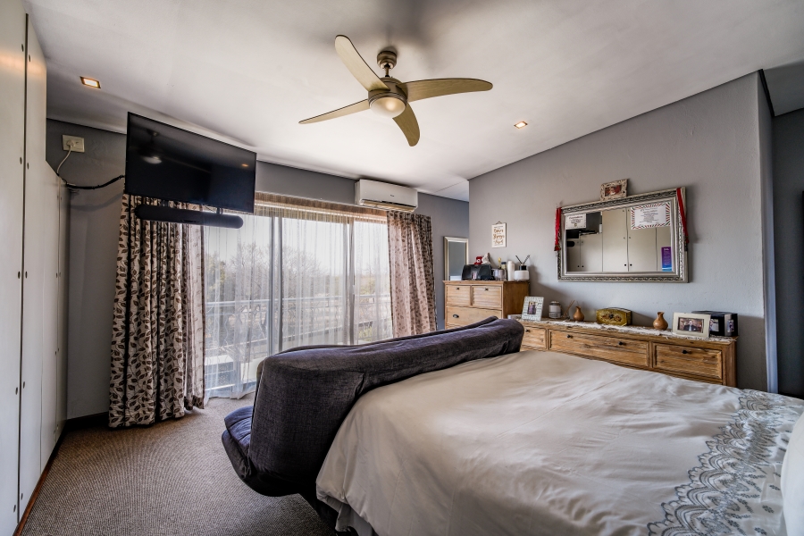 4 Bedroom Property for Sale in Willow Acres Gauteng
