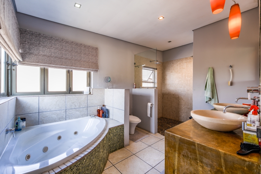 4 Bedroom Property for Sale in Willow Acres Gauteng