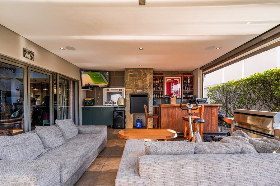 4 Bedroom Property for Sale in Willow Acres Gauteng
