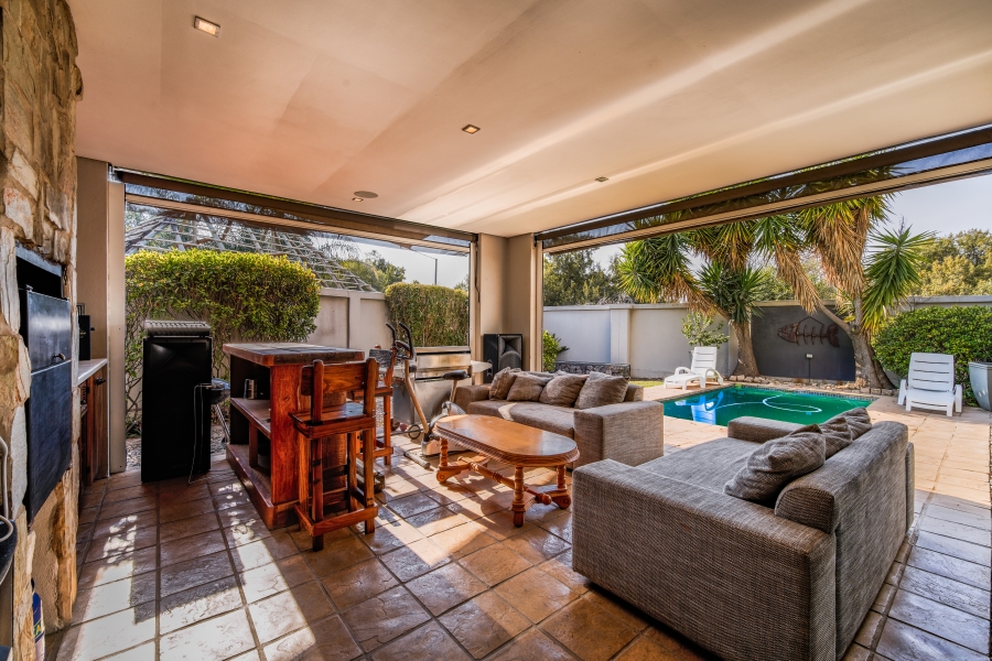 4 Bedroom Property for Sale in Willow Acres Gauteng