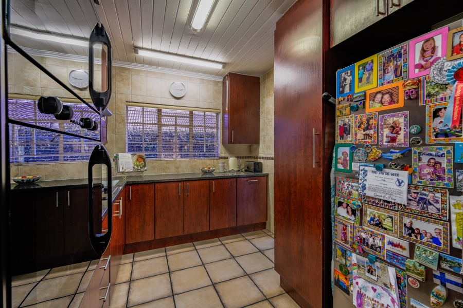 3 Bedroom Property for Sale in Elardus Park Gauteng