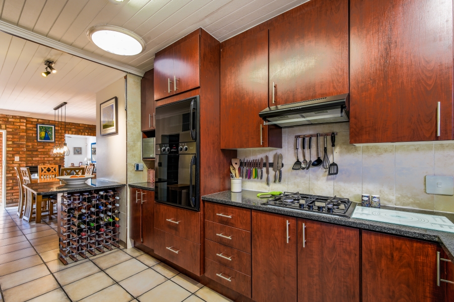 3 Bedroom Property for Sale in Elardus Park Gauteng