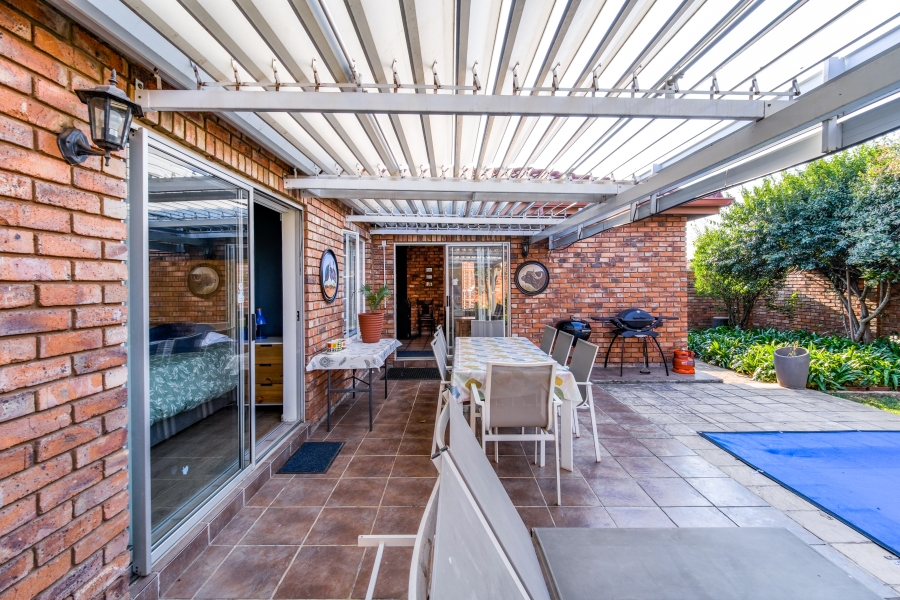 3 Bedroom Property for Sale in Elardus Park Gauteng