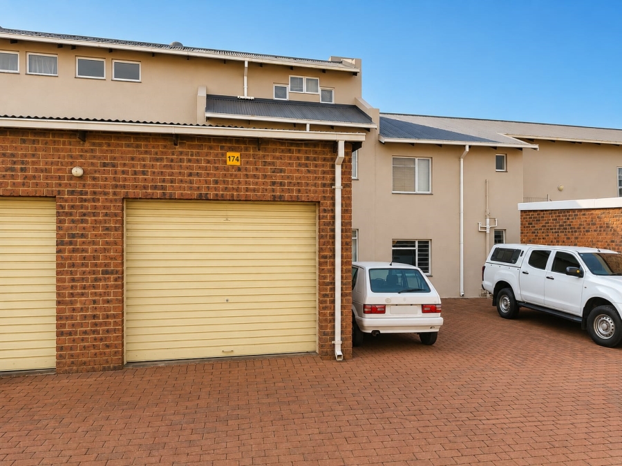 2 Bedroom Property for Sale in Elardus Park Gauteng