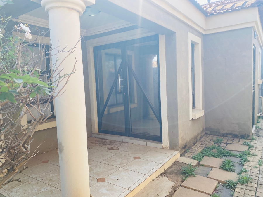4 Bedroom Property for Sale in Mamelodi East Gauteng