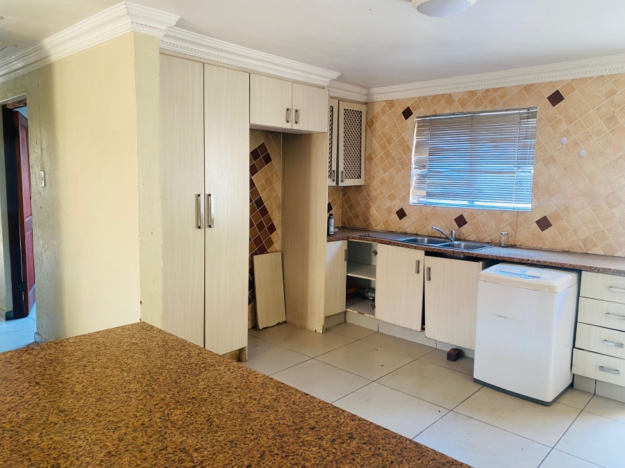 4 Bedroom Property for Sale in Mamelodi East Gauteng
