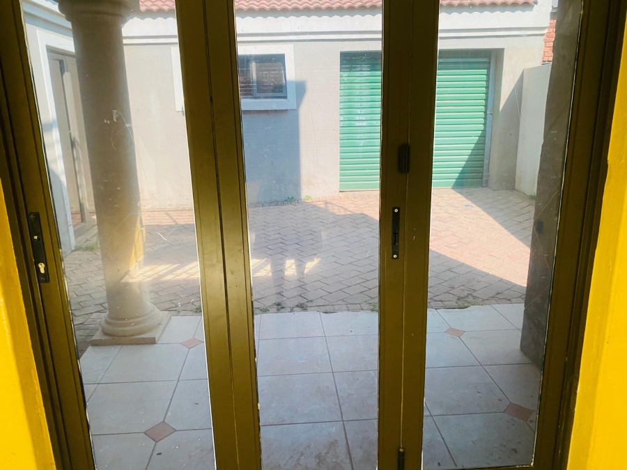 4 Bedroom Property for Sale in Mamelodi East Gauteng