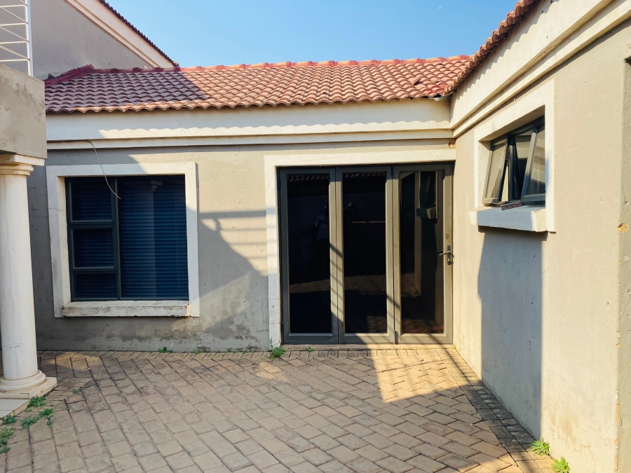 4 Bedroom Property for Sale in Mamelodi East Gauteng