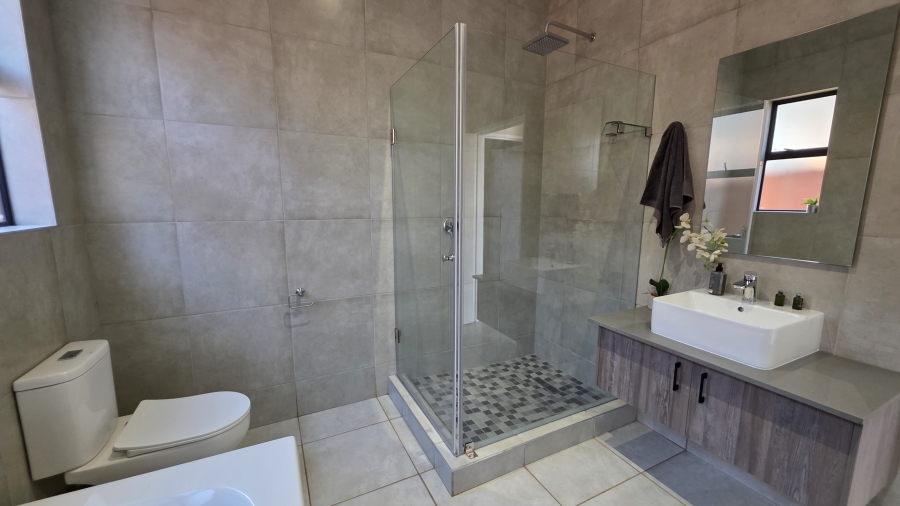3 Bedroom Property for Sale in Six Fountains Residential Estate Gauteng