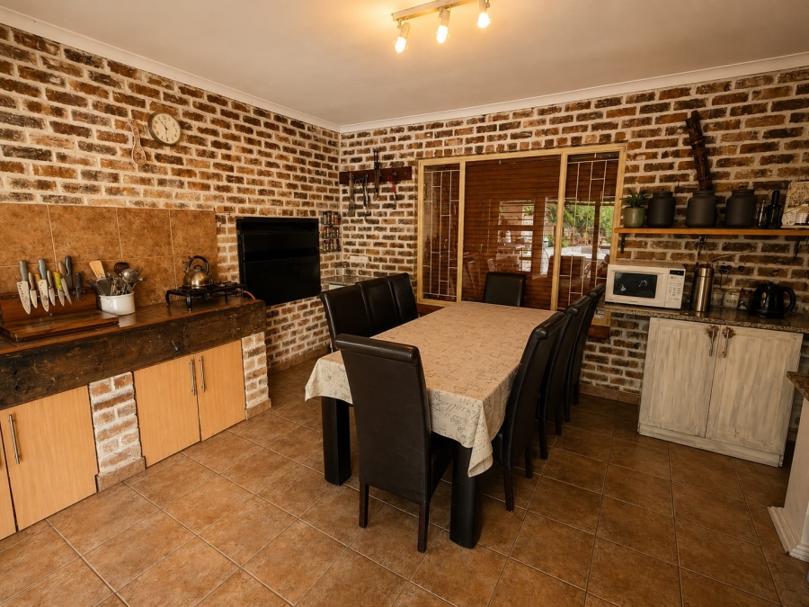 4 Bedroom Property for Sale in Rooihuiskraal North Gauteng
