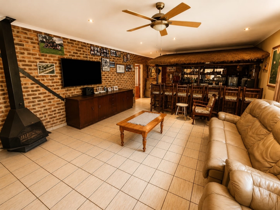 4 Bedroom Property for Sale in Rooihuiskraal North Gauteng