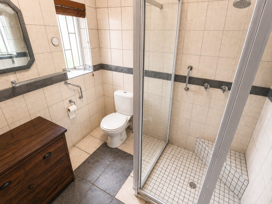 4 Bedroom Property for Sale in Rooihuiskraal North Gauteng