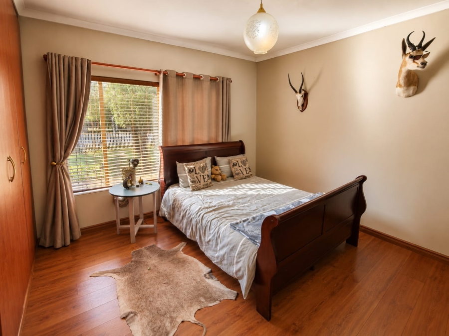 4 Bedroom Property for Sale in Rooihuiskraal North Gauteng