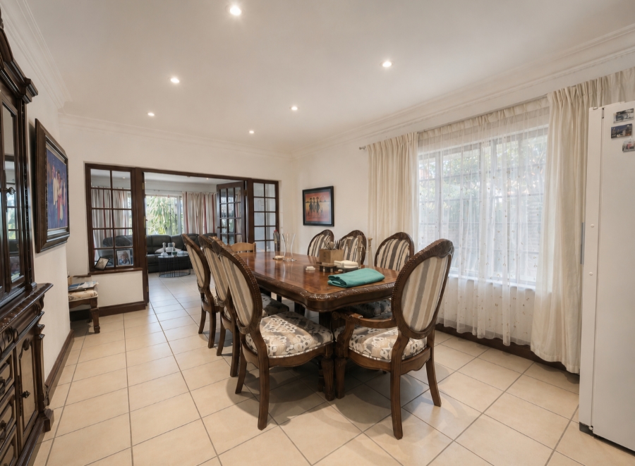 7 Bedroom Property for Sale in Moreleta Park Gauteng