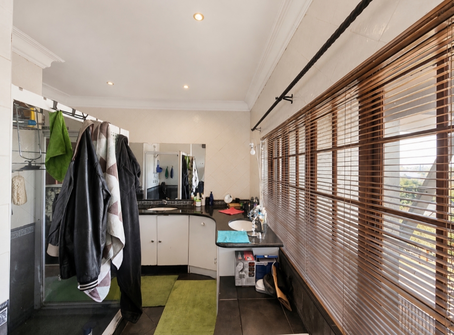 7 Bedroom Property for Sale in Moreleta Park Gauteng