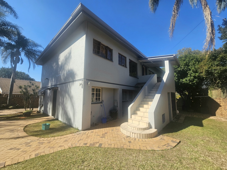 7 Bedroom Property for Sale in Moreleta Park Gauteng