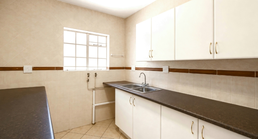 7 Bedroom Property for Sale in Moreleta Park Gauteng