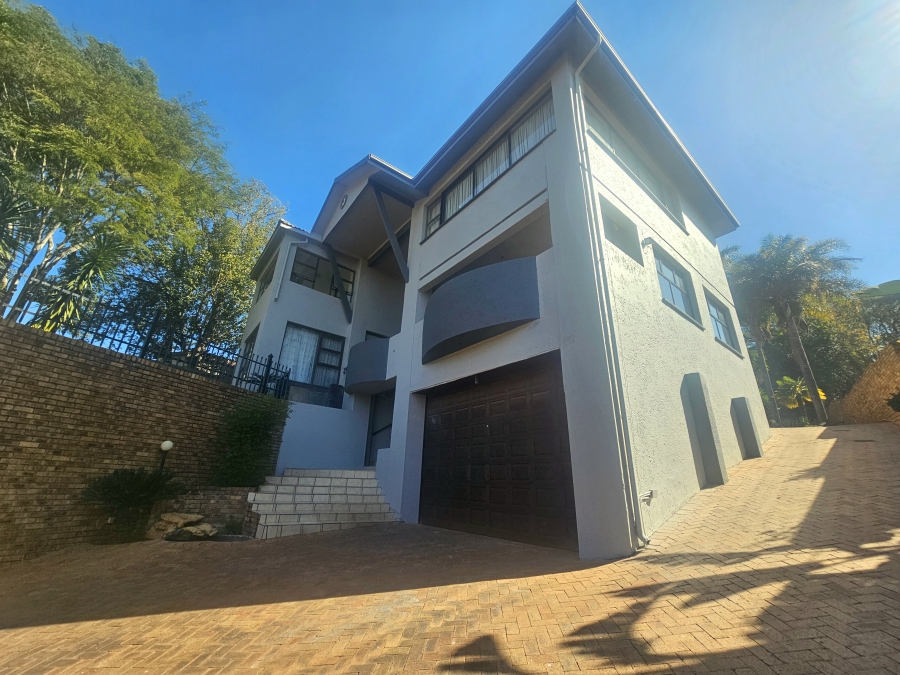 7 Bedroom Property for Sale in Moreleta Park Gauteng