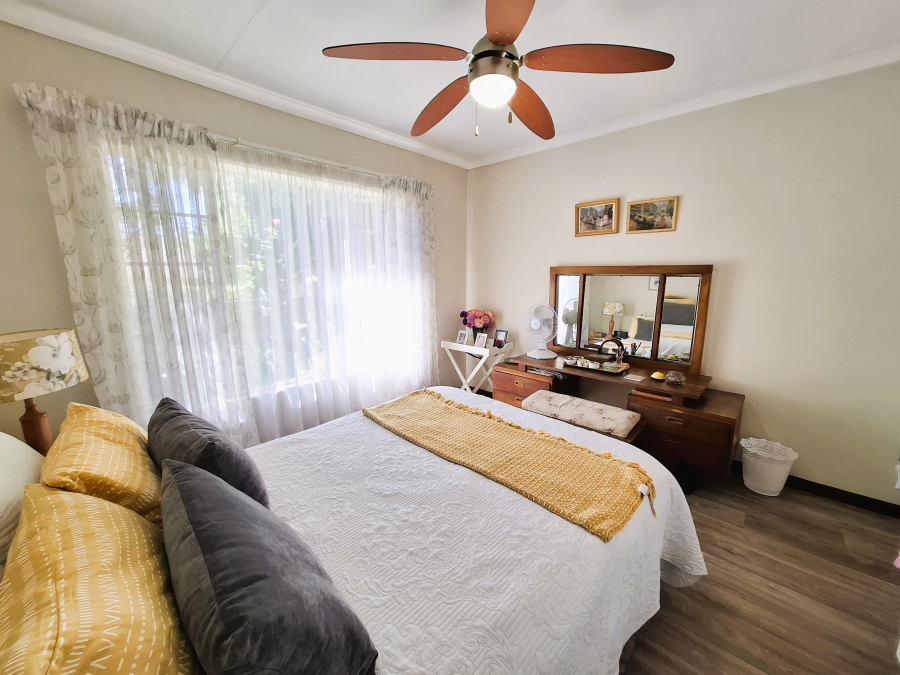 2 Bedroom Property for Sale in Faerie Glen Gauteng