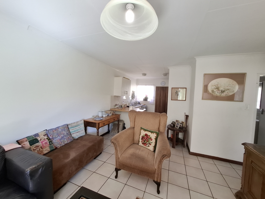 2 Bedroom Property for Sale in Faerie Glen Gauteng